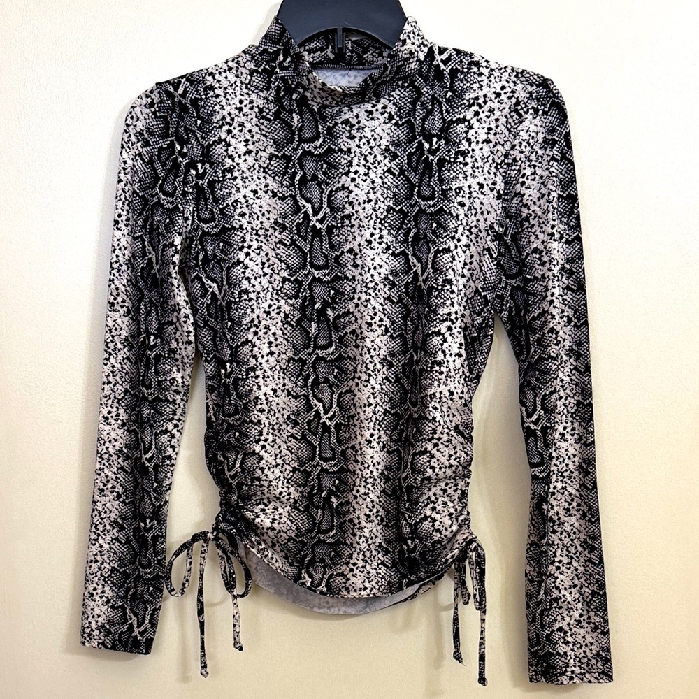 Black and White Snake Print Top
